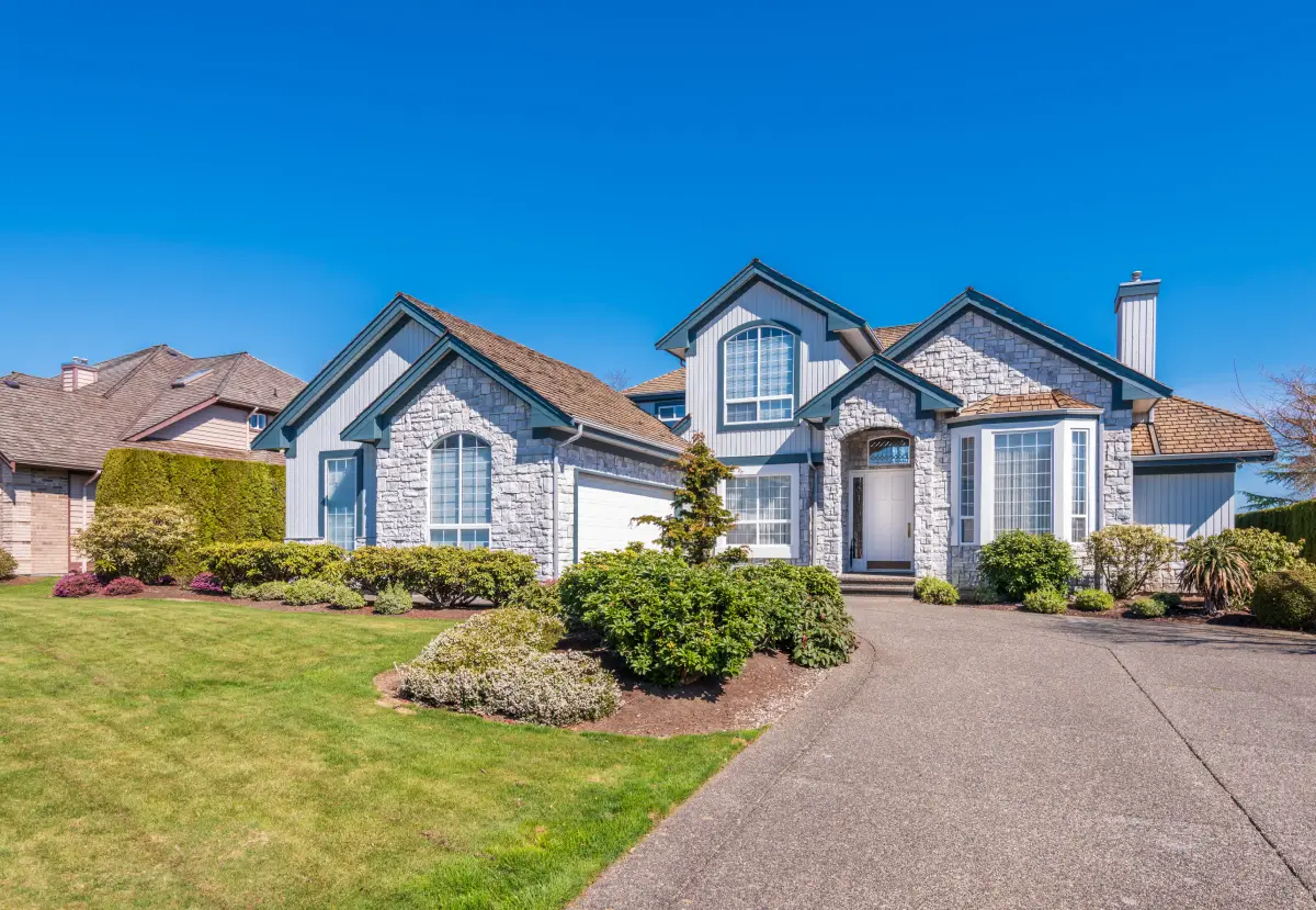 Keep Rogers Rentals Moving All Year With a Seasonal Marketing Game Plan